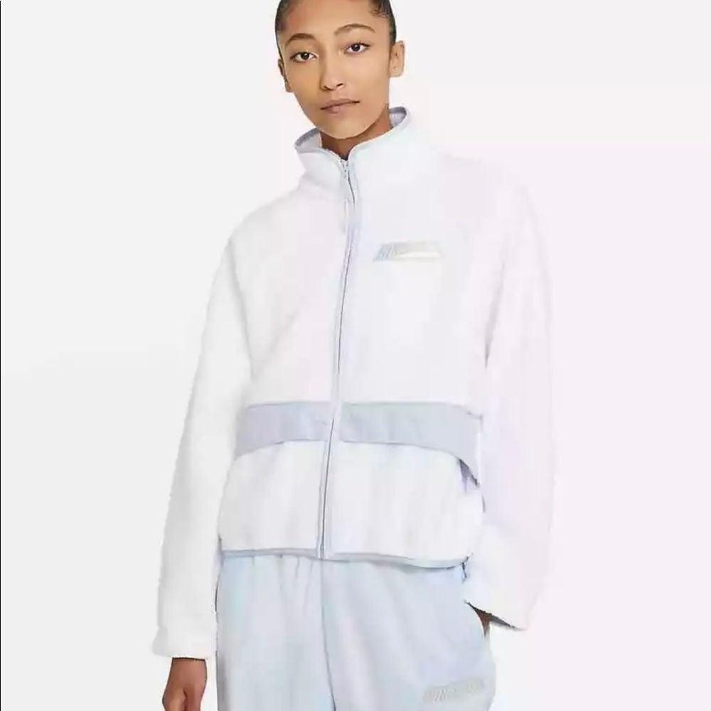 Nike Women's Sportswear Oversized fit Sherpa Jacket DD9076 White